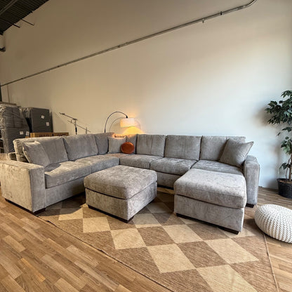 Atlas Modular Grand Corner w/Ottoman in Gray Chenille