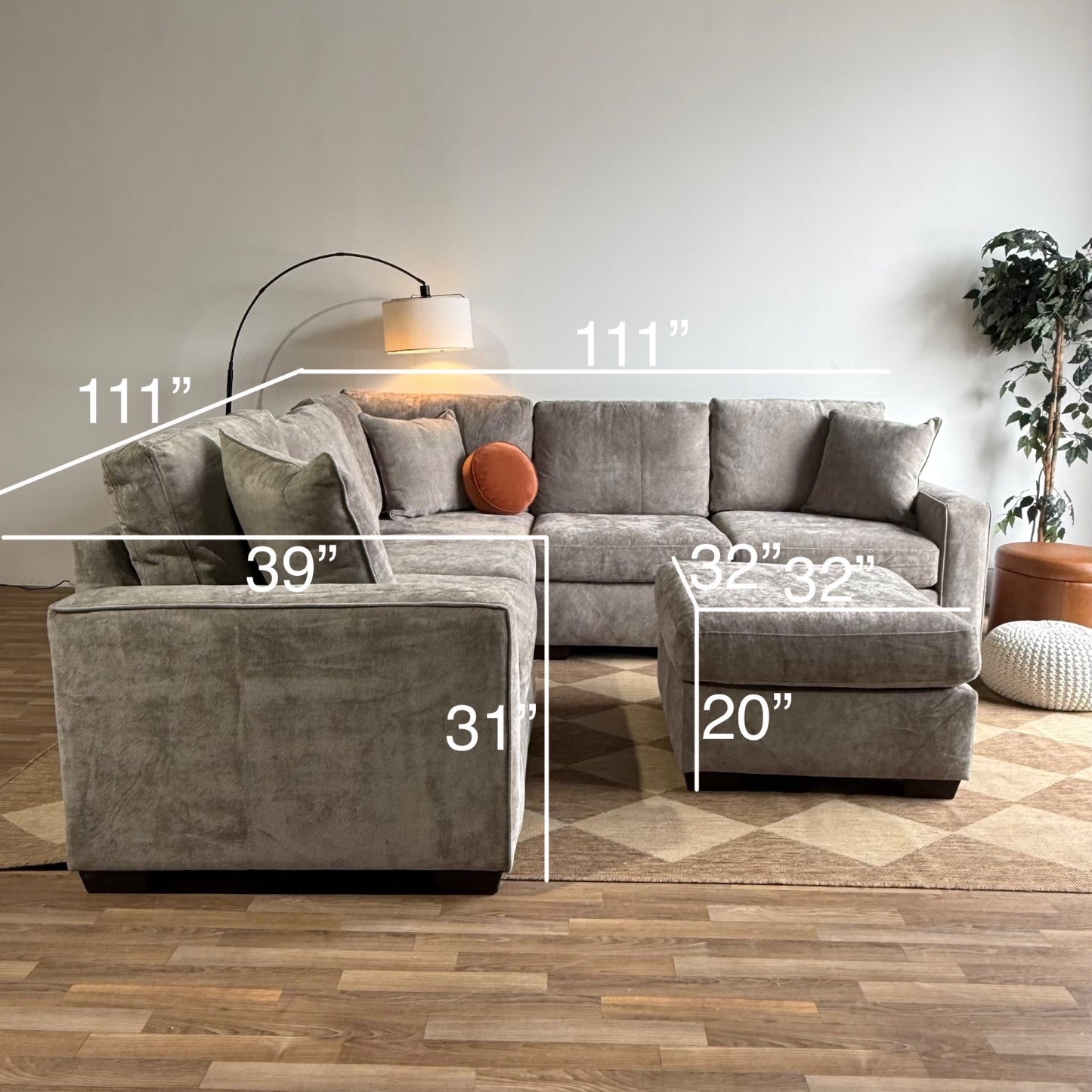 Atlas Modular Corner Sectional w/Ottoman in Gray Chenille