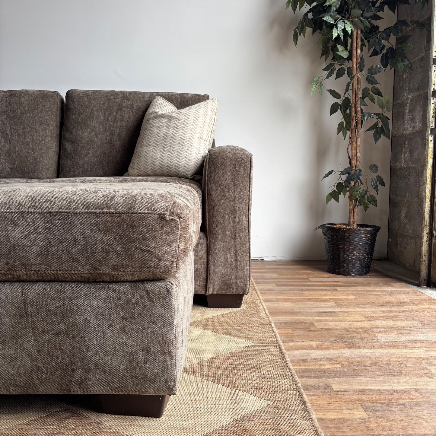 Atlas Modular U-Shape Enclosed Couch in Brown Chenille