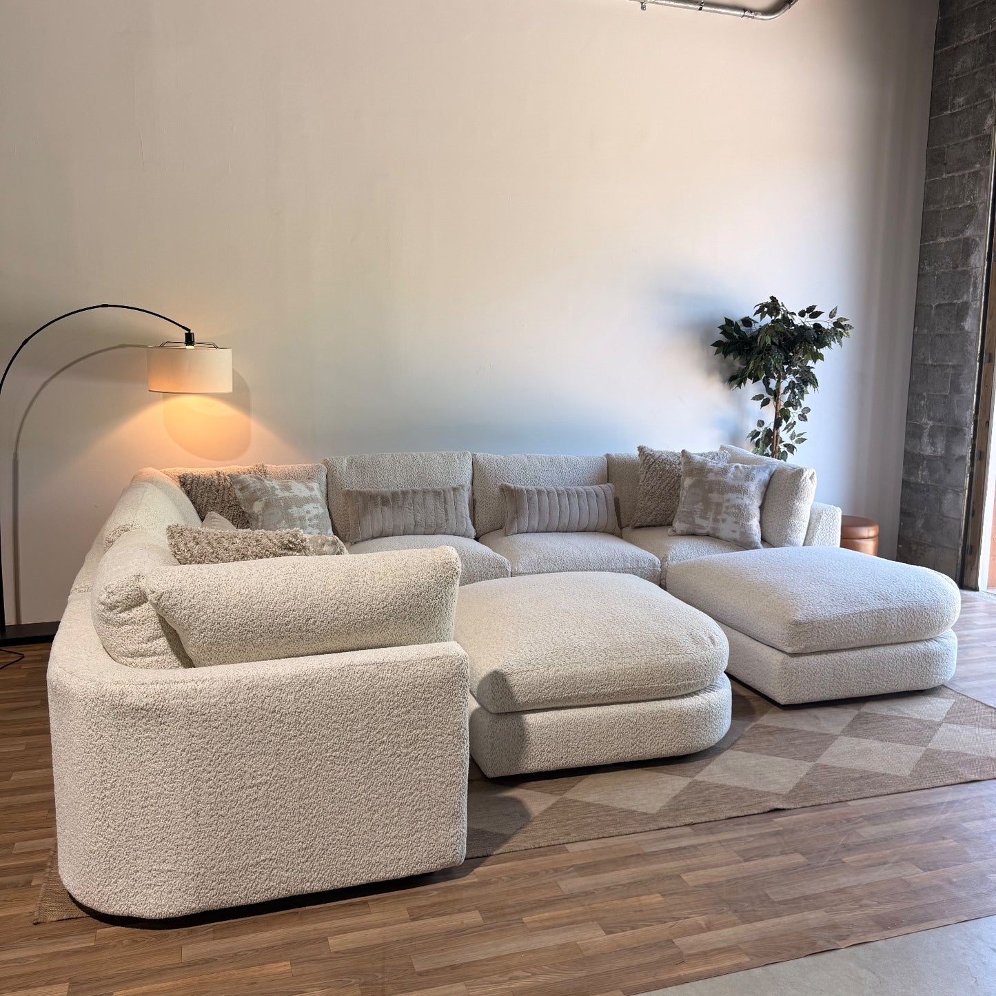 Georgia Grand Corner Sectional + 2 Ottomans in Cream Boucle