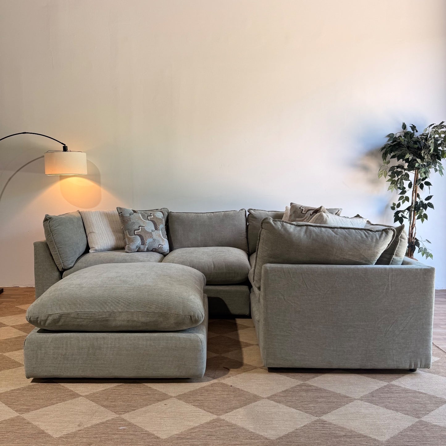 Mesa L-Shape Enclosed Sectional w/ Ottoman in Sage Green Chenille